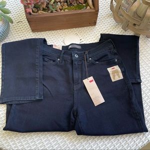 Levi’s 512 Skinny Leg Perfectly Slimming